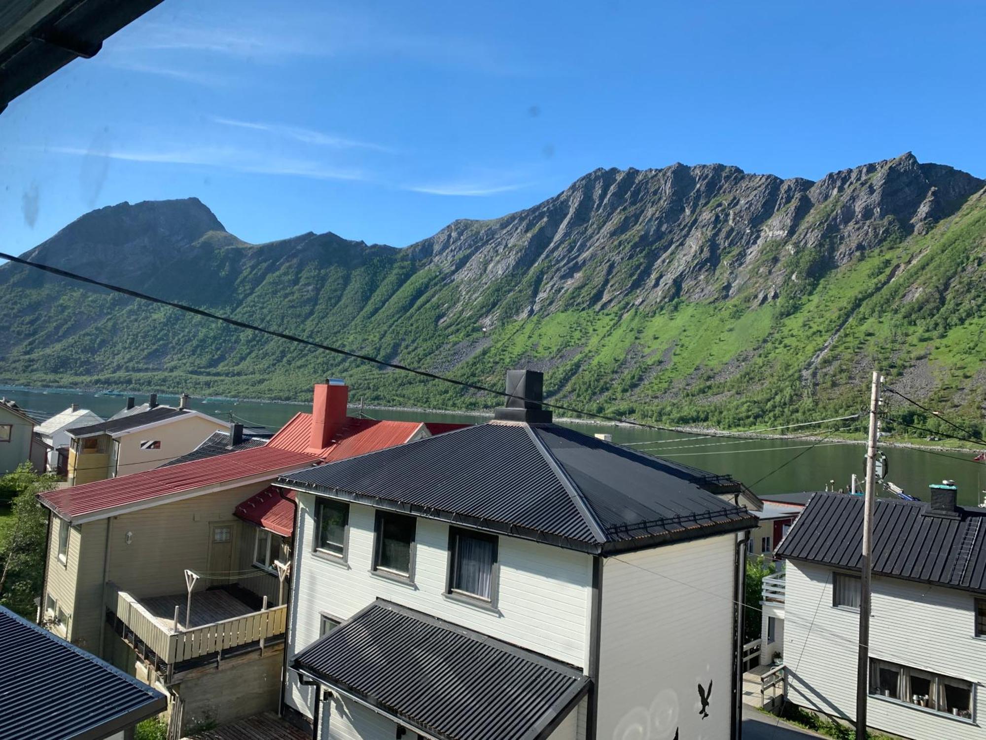 House Lejlighed Gryllefjord Eksteriør billede